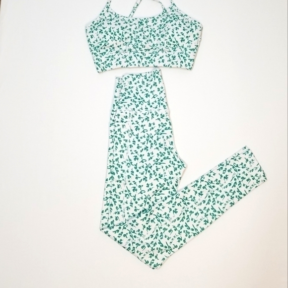 ECHT 2 Pc Athletic Leggings and Matching Sport Bra, Fits Small to Medium - Picture 4 of 11